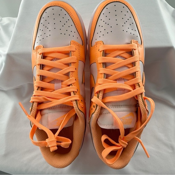 Nike Dunk Low Women’s vibrant Peach Cream White DD1503-801 Size 8.5 - Picture 9 of 16